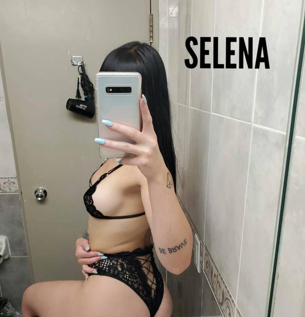 OUTCALLS TONIGHT!! SELENA w/ the BE S T head in the game