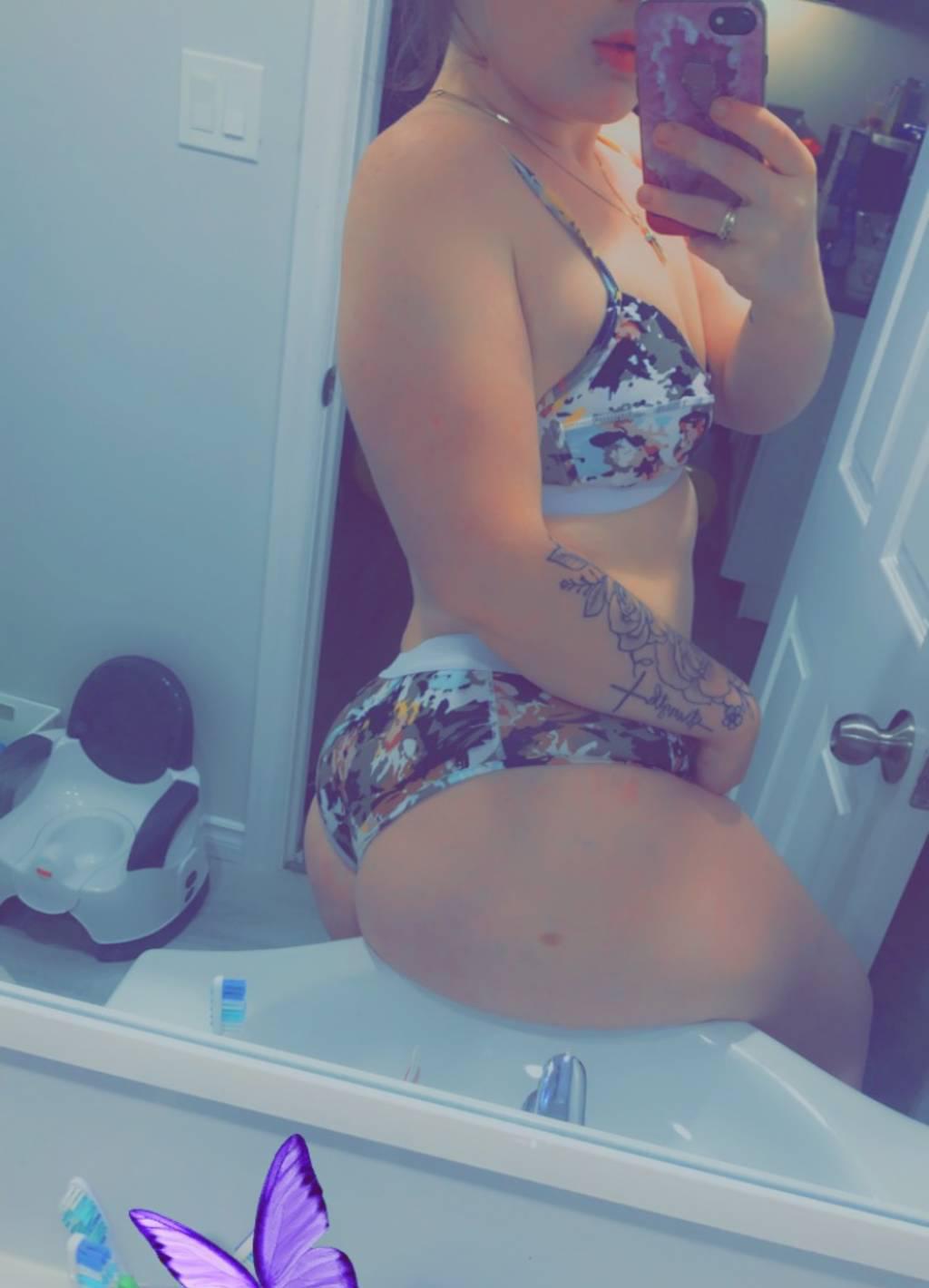 sweet lil red head Come get Can ur Valentine’s Day treat ;)