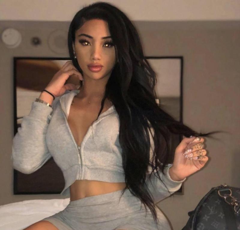 YOUNG PETITE FRAMEPERFECT FACE PARTY-GIRL